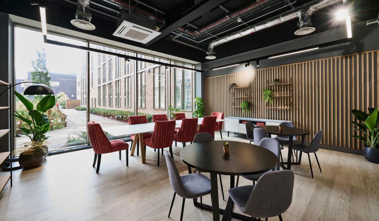 Апартаменты For Students Only The Oaks In Ковентри Экстерьер фото